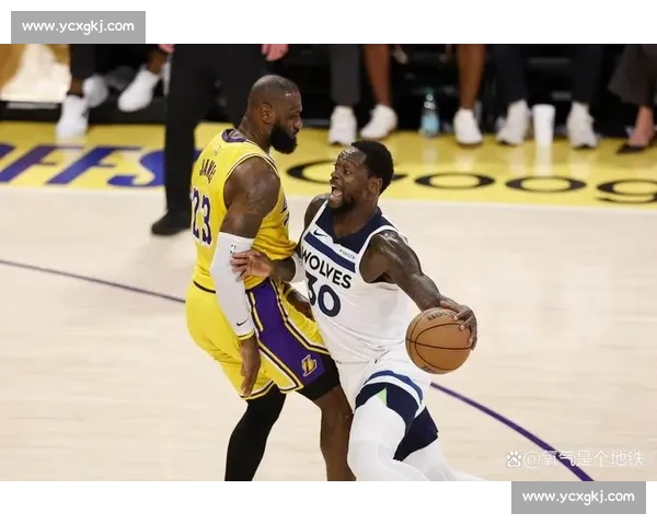 湖人对决开拓者全场集锦詹姆斯领衔关键攻防瞬间回顾精彩镜头解析